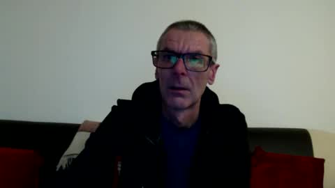 lovepvcearly50s online show from November 8, 2025, 7:34 pm