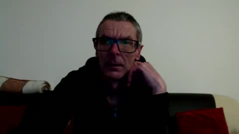 lovepvcearly50s online show from March 16, 2026, 7:29 pm