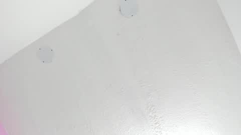 L O V E  online show from October 15, 2025, 12:05 pm