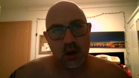 lover010983 online show from January 10, 2025, 7:04 am