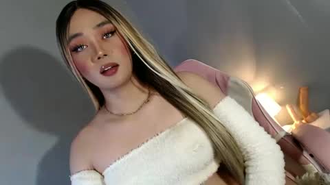 lovers moon22 online show from January 10, 2025, 9:53 pm