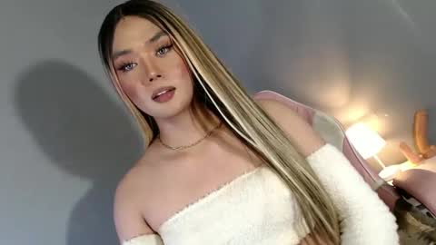 lovers moon22 online show from January 15, 2025, 3:54 am