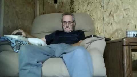 just here to have fun and cum online show from November 3, 2025, 12:39 pm