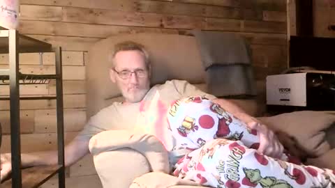 just here to have fun and cum online show from April 1, 2026, 12:33 am