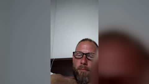 loveshead07 online show from June 19, 2026, 1:32 am