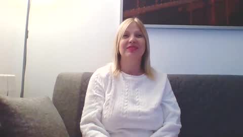 Marlyn online show from December 4, 2024, 12:41 am