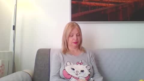 Marlyn online show from March 21, 2026, 1:37 pm