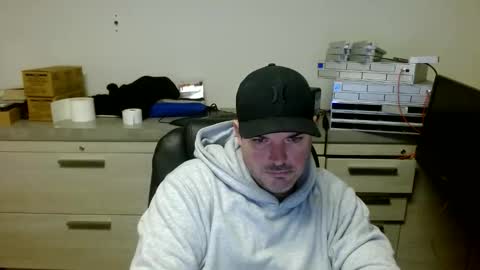 Snapshot of lovetofps chatting on May 23, 2026, 7:40 pm Love2Game online show from May 23, 2026, 7:40 pm