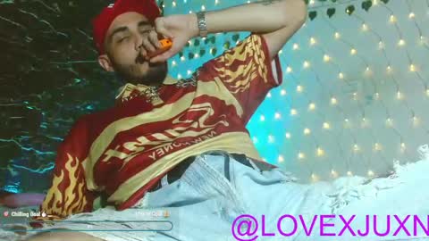 Snapshot of lovexjuxn77 chatting on May 20, 2026, 10:38 pm lovexjuxn77 online show from May 20, 2026, 10:38 pm