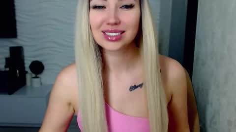 Rosie  online show from January 10, 2025, 12:04 pm