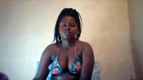 loviett online show from April 30, 2026, 7:14 am