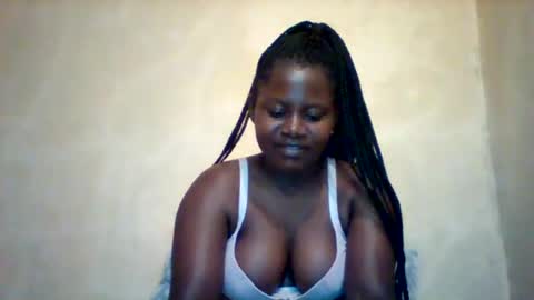 loviett online show from May 19, 2026, 1:11 am