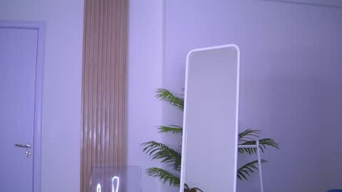 Nora online show from January 20, 2025, 4:32 am