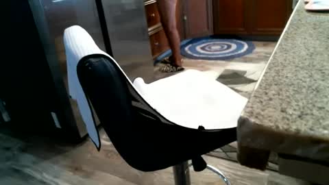 lovingcouple1969 online show from June 30, 2026, 1:56 pm