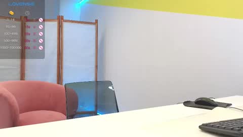 Vikkkk  online show from March 10, 2025, 12:26 pm