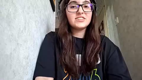 Snapshot of loycecicco chatting on July 20, 2026, 9:34 am Lika online show from July 20, 2026, 9:34 am