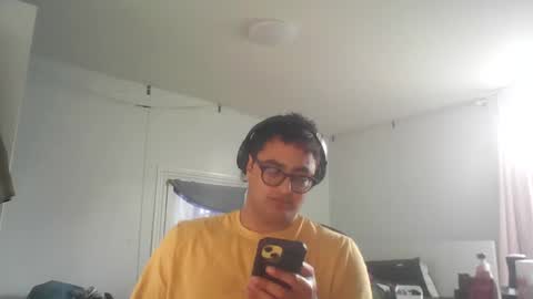 Snapshot of lpop81020 chatting on March 3, 2026, 9:21 pm lpop81020 online show from March 3, 2026, 9:21 pm