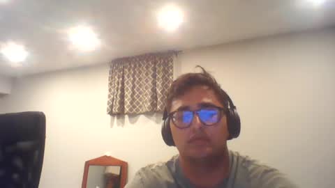 Snapshot of lpop81020 chatting on June 25, 2026, 5:50 pm lpop81020 online show from June 25, 2026, 5:50 pm