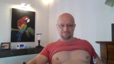 Espigle online show from April 17, 2026, 6:38 am