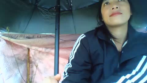 lsmbaby online show from November 22, 2025, 2:32 am