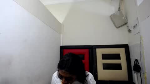 Snapshot of lsnnickykhanyile chatting on May 15, 2026, 10:50 pm lsnnickykhanyile online show from May 15, 2026, 10:50 pm