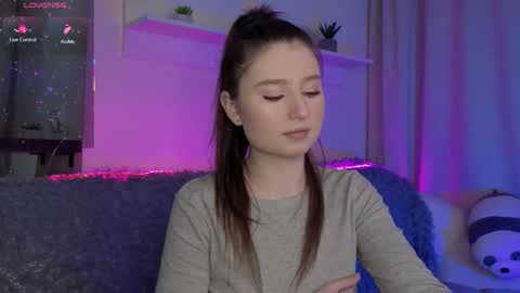 Lua online show from February 6, 2026, 11:41 pm