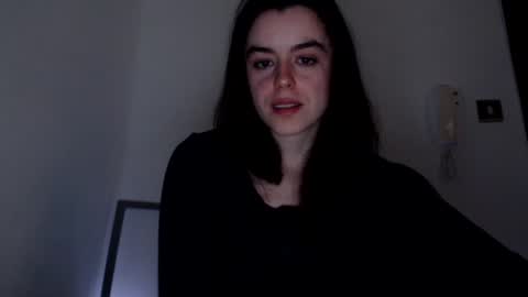 luana online show from February 16, 2025, 10:21 pm