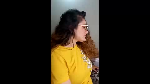 luana_winner online show from April 2, 2026, 4:21 am