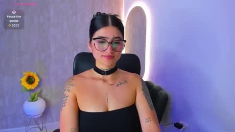 Luana online show from October 20, 2025, 12:05 pm