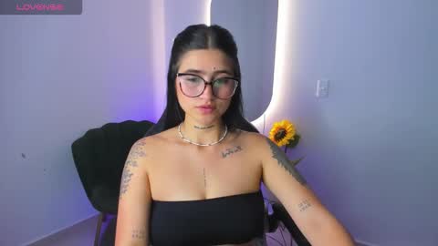 Luana online show from February 13, 2026, 12:01 pm