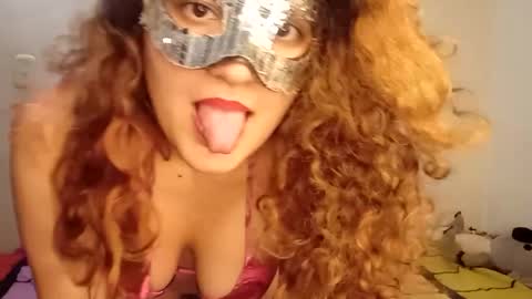 luanapowerful online show from September 9, 2025, 9:09 am