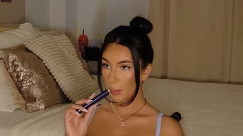 Luana Dess online show from May 14, 2026, 8:37 pm