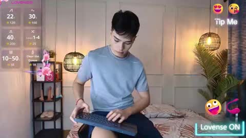 Snapshot of luandy_ chatting on May 27, 2026, 12:02 pm lUAN online show from May 27, 2026, 12:02 pm