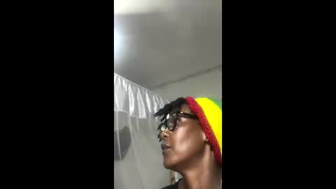 luannecrazy online show from June 2, 2026, 7:27 pm