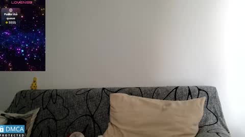 Snapshot of luara_ chatting on March 25, 2026, 2:01 pm luara_ online show from March 25, 2026, 2:01 pm