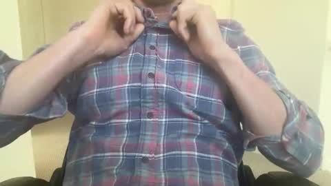 Snapshot of luca1010101010 chatting on April 15, 2026, 2:57 pm luca1010101010 online show from April 15, 2026, 2:57 pm