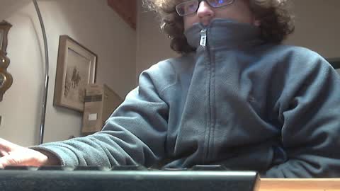 luca78 online show from January 1, 2025, 9:17 am