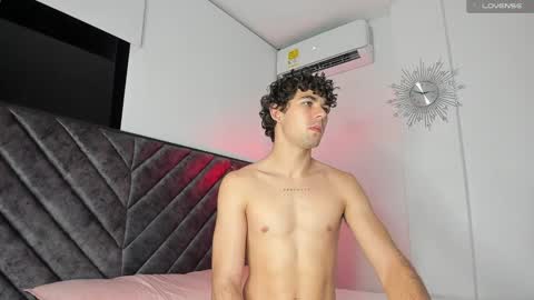 Luca Ferrer online show from February 22, 2025, 3:01 am