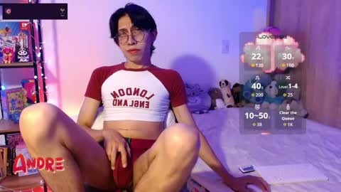 Snapshot of luca_frost chatting on April 26, 2026, 8:12 am Luca online show from April 26, 2026, 8:12 am