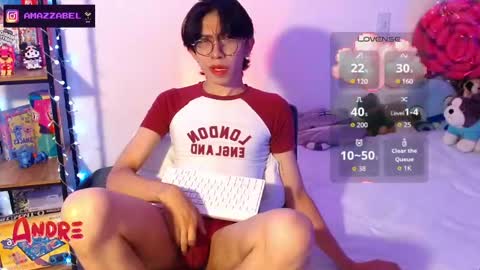 Snapshot of luca_frost chatting on April 28, 2026, 8:30 am Luca online show from April 28, 2026, 8:30 am