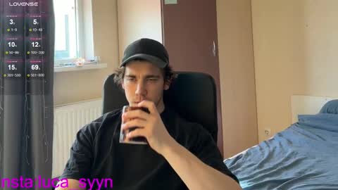 Luca S online show from October 5, 2025, 6:12 am