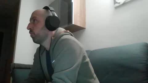 Luca online show from January 31, 2025, 8:22 pm