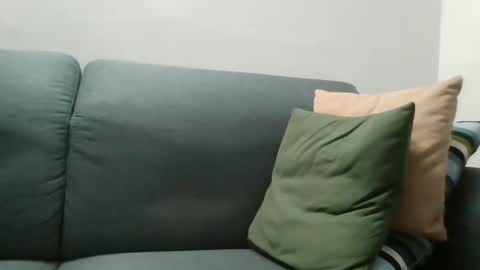 Luca online show from April 9, 2026, 6:24 pm