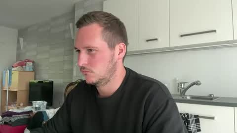 Lucas online show from September 11, 2025, 3:34 pm