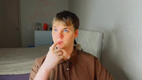 Lucas Gill online show from February 8, 2026, 7:12 am