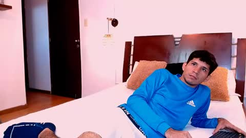 lucas_dream online show from May 25, 2026, 11:49 am