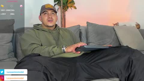 LUCA SANTOS online show from March 8, 2025, 3:39 am