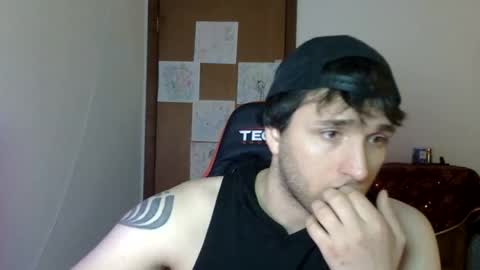lucasbacon13 online show from February 13, 2026, 3:35 am