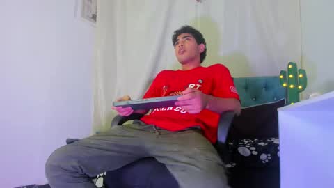 lucascarterr online show from March 11, 2025, 3:26 am