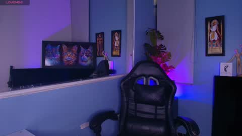 lucascarterr online show from November 4, 2025, 4:00 am